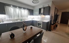 Evi'S & George'S Home
